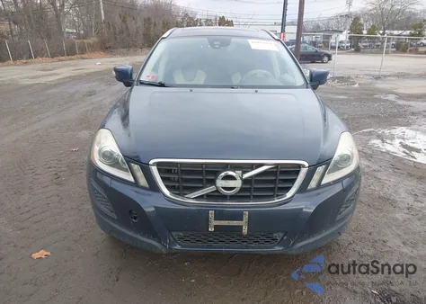 2013 Volvo Xc60 T6 z USA, uszkodzony, nr VIN YV4902DZ1D2431742